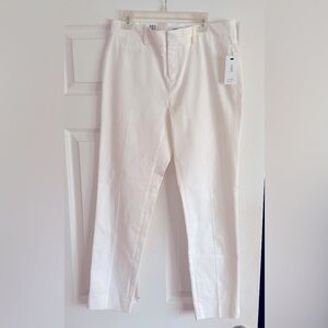 NWT Crown & Ivy White Pants - “Cary”